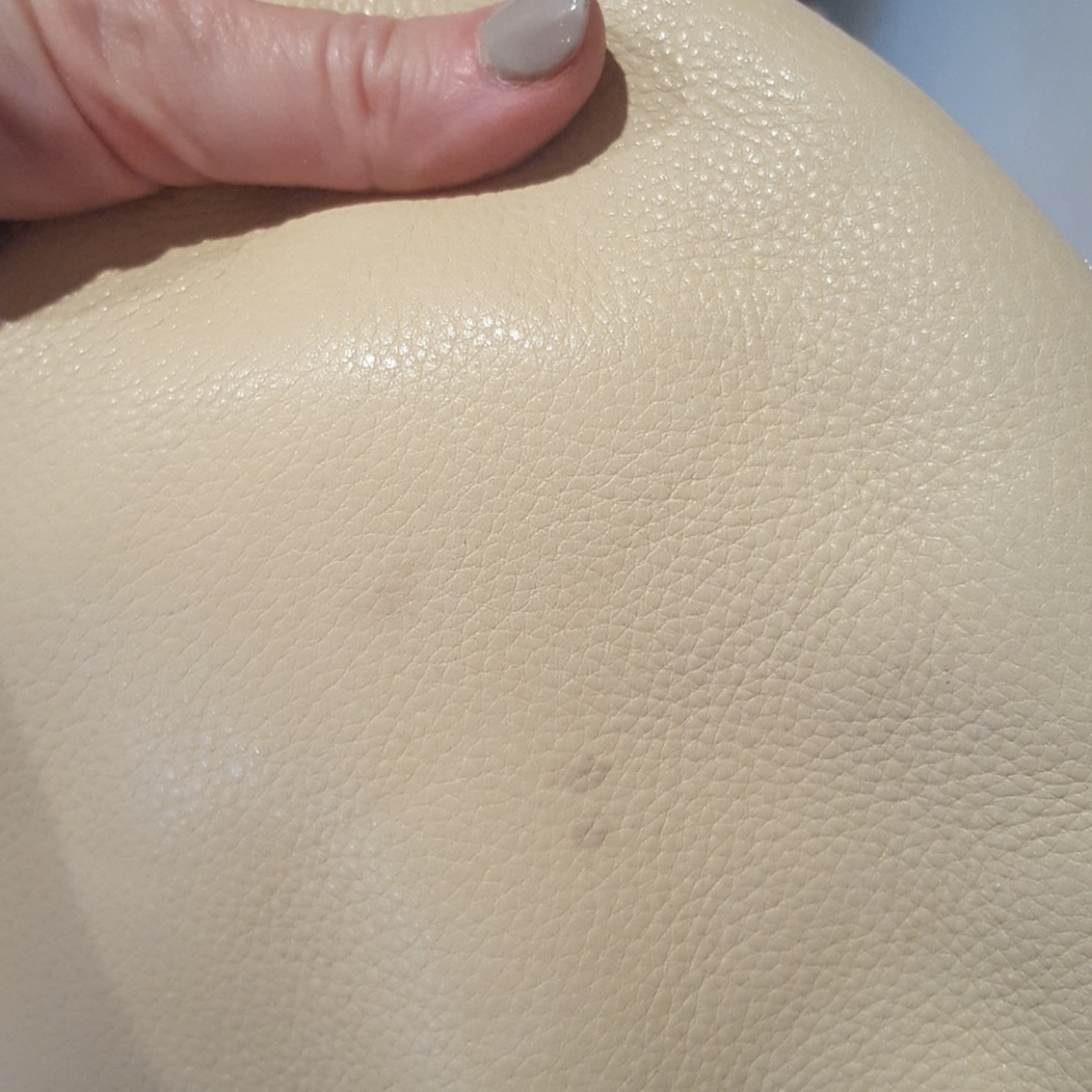 Michael Kors Hobo (Ranger) - Picture 3 of 7